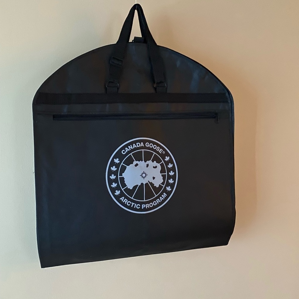 Canada Goose Garment bag